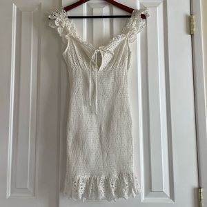 Elegant White Lace Dress